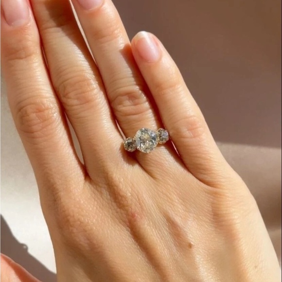 3CT‎ Trio Diamond Stimulate 14k Finish Ring. - Picture 3 of 9